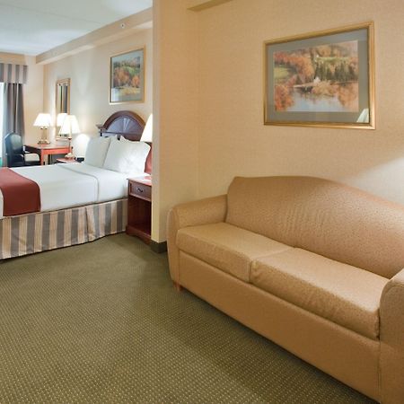Holiday Inn Express Hotel & Suites Drums-Hazelton, An Ihg Hotel Стая снимка