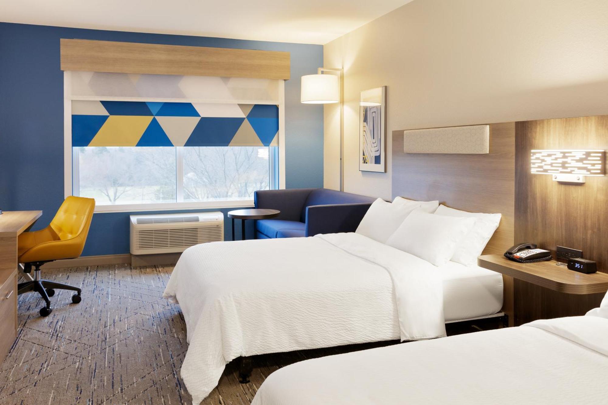 Holiday Inn Express Hotel & Suites Drums-Hazelton By Ihg Екстериор снимка