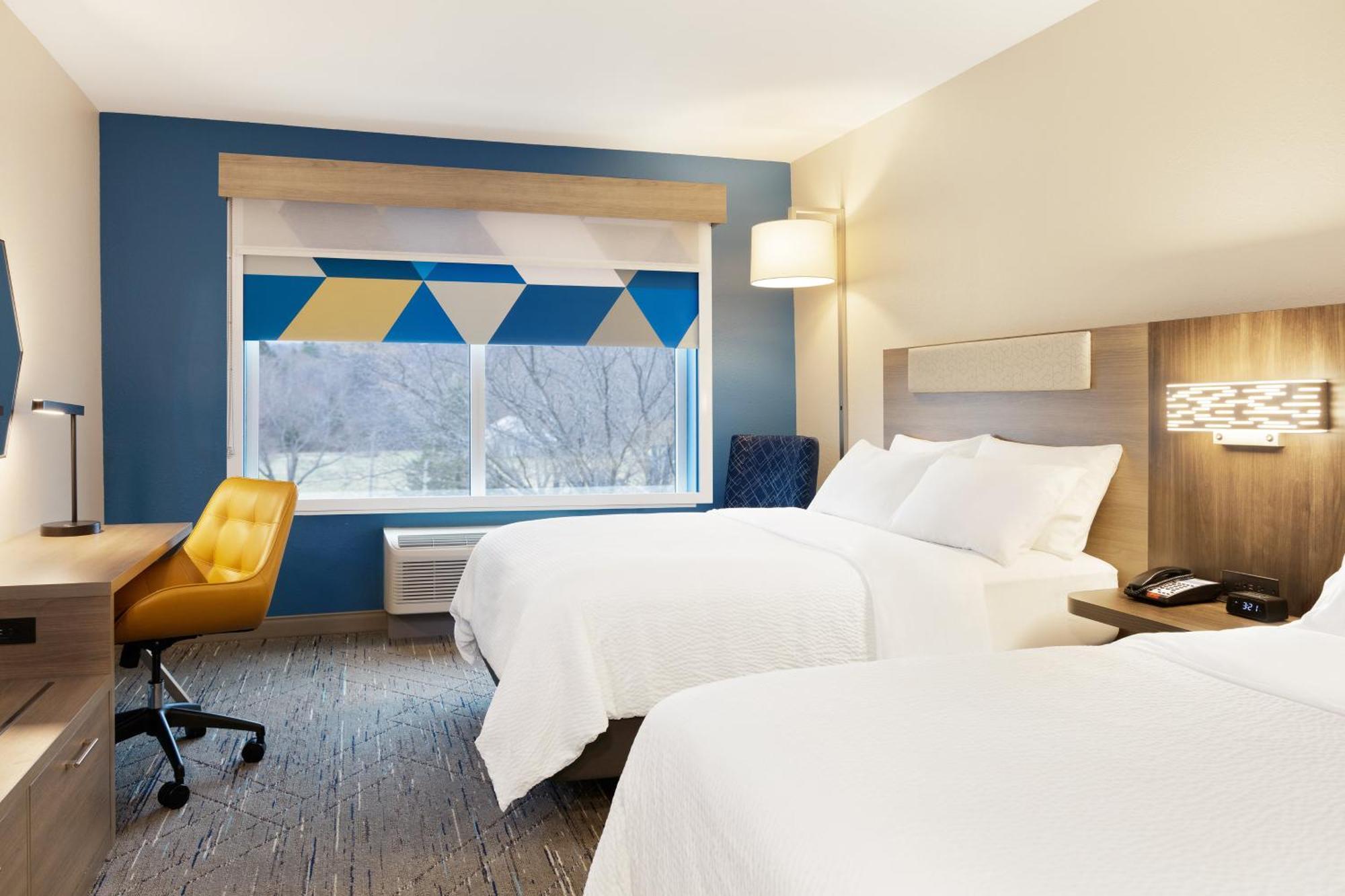 Holiday Inn Express Hotel & Suites Drums-Hazelton By Ihg Екстериор снимка